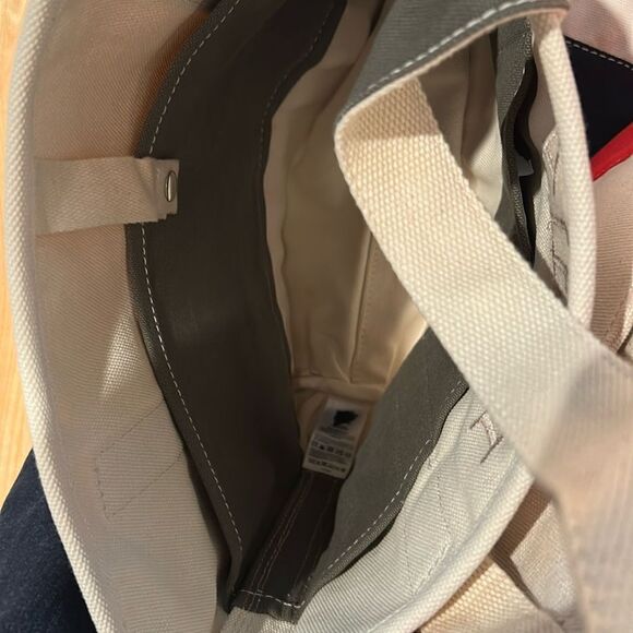 Land's End Canvas tote various colors embroidery pockets key hook Size Medium - Picture 10 of 16